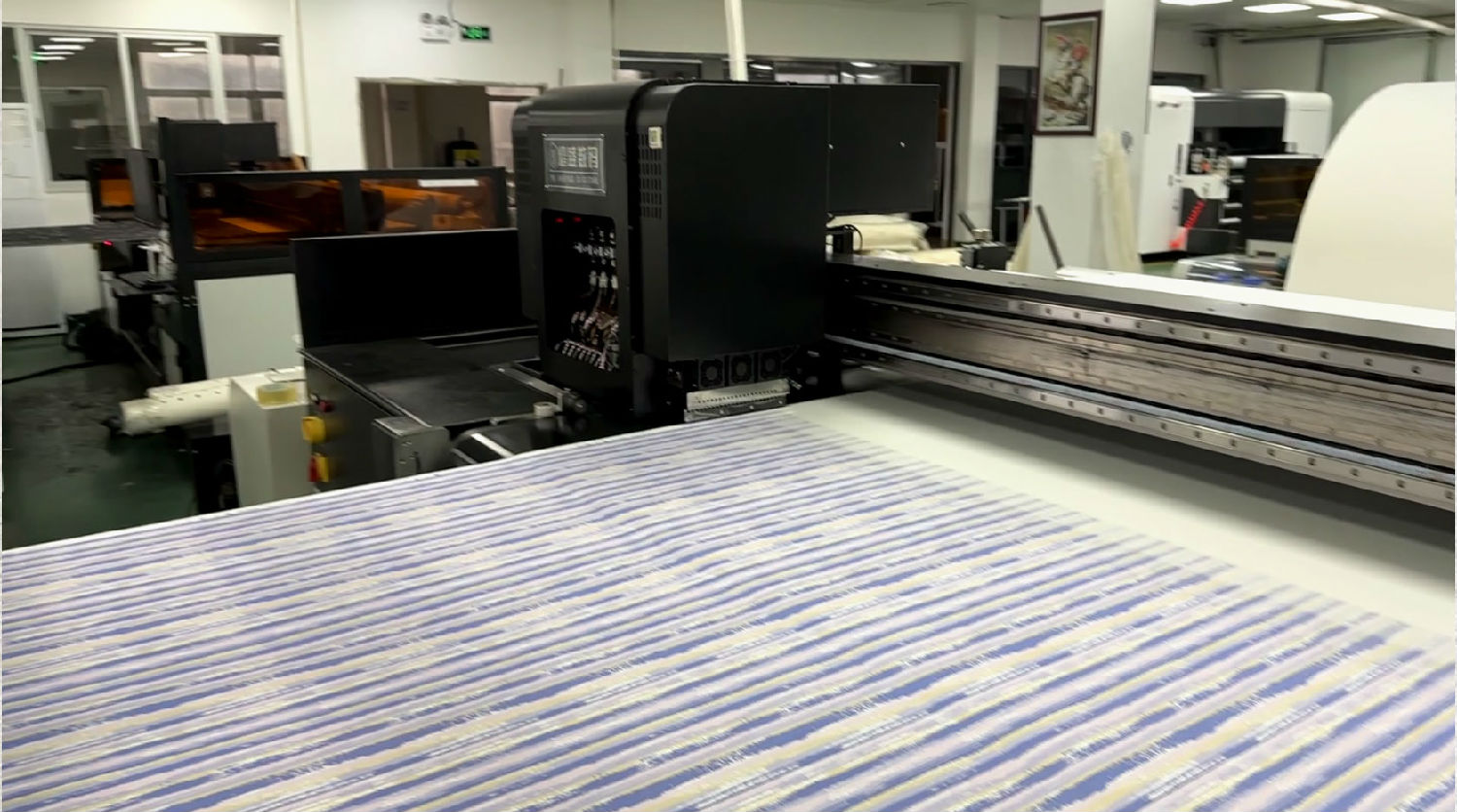 針(zhēn)織物數碼印花打(dǎ)印完畢後圖案變(biàn)形怎麽辦?