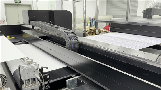 影響數碼(mǎ)印花機打(da)印精度的(de)8個因素