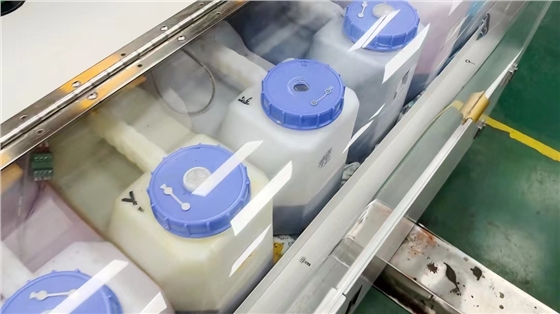 如(rú)何避免數(shu)碼印花機(ji)輸墨管堵(du)塞?